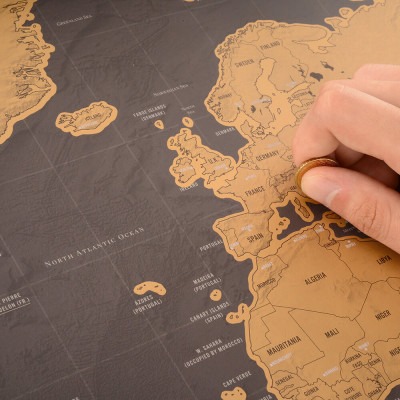 Grande carte du monde à gratter - Noir