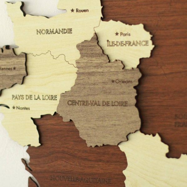 Carte de la france en bois avec région